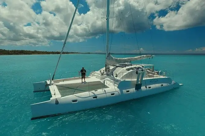 Catamaran sailing in Las Terrenas